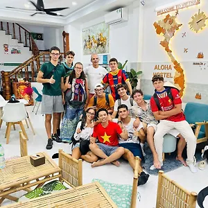  Hostel Aloha Saigon Premium By Local Travel Experts - Newly Opened, Less-touristy Location, Spacious Rooms, Glass Shower Bathroom, Free Breakfast & Walking Tour